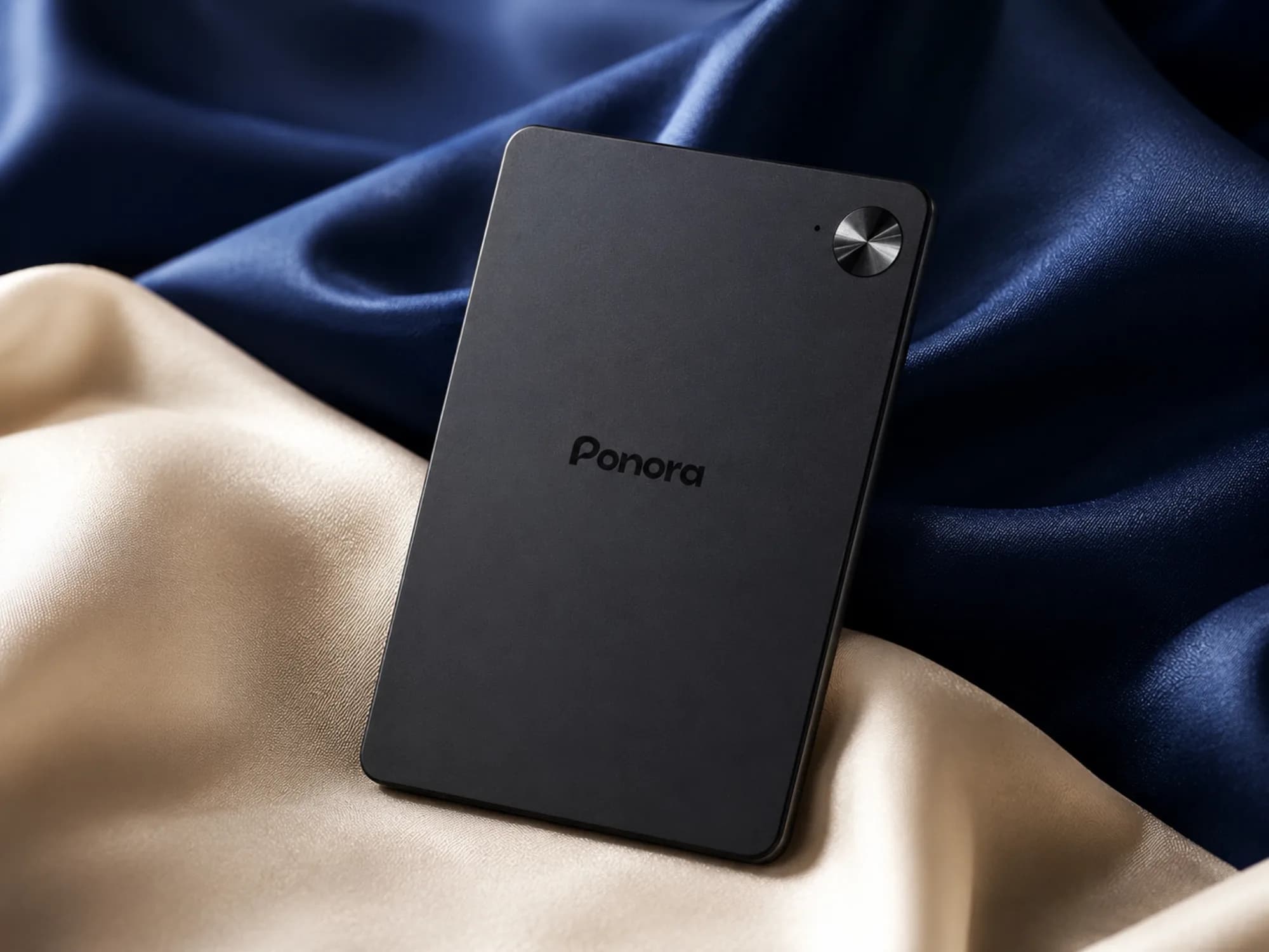 Ponora Note in use